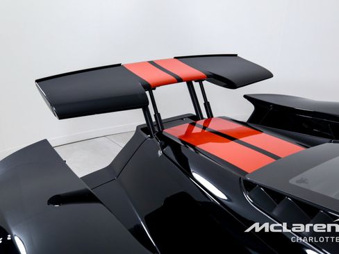 Used 2019 Ford GT RWD image 30