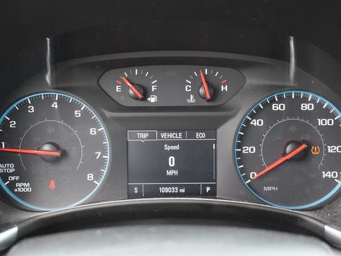 Used 2018 Chevrolet Equinox LS FWD image 10
