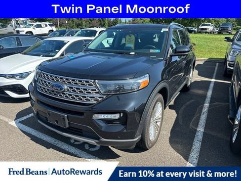 Used 2023 Ford Explorer Limited w/ Limited Technology Package AWD/4WD image 3