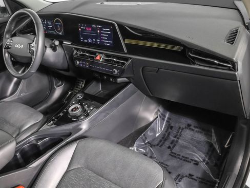 Used 2023 Kia Niro Wave w/ Wave Preserve Package image 46