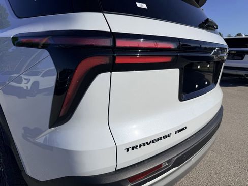 New 2026 Chevrolet Traverse Z71 AWD/4WD image 10