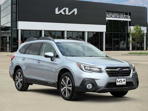 Used 2019 Subaru Outback 2.5i Limited w/ Popular Package #2 image 10