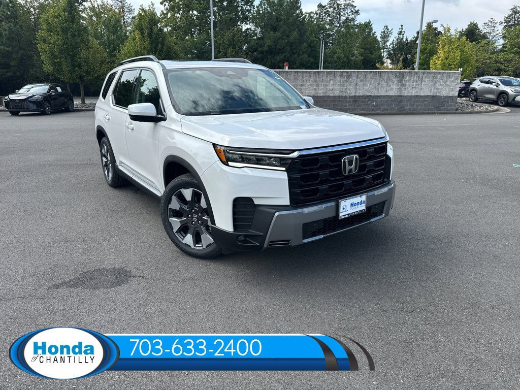 New 2026 Honda Pilot Touring image 1