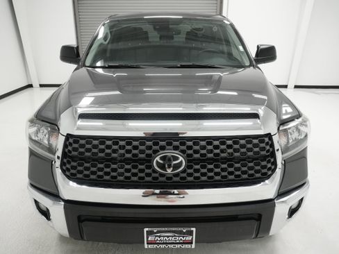Used 2020 Toyota Tundra SR5 w/ SR5 Leather Package AWD/4WD image 2