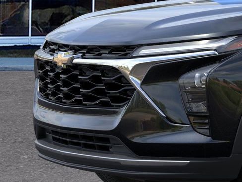 New 2025 Chevrolet Trax LT image 13