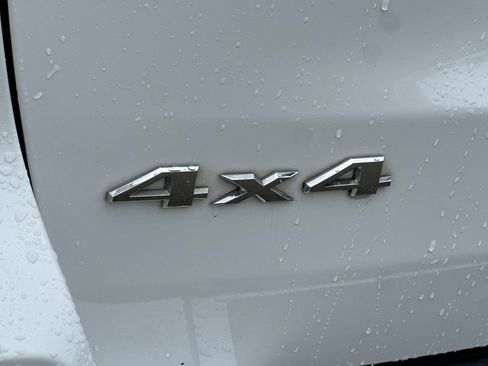 Used 2018 Jeep Grand Cherokee Limited image 51