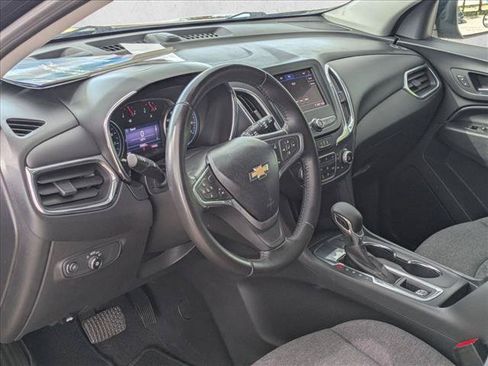 Used 2022 Chevrolet Equinox LT FWD image 10