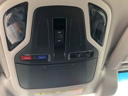 Used 2022 Subaru Outback Premium image 24