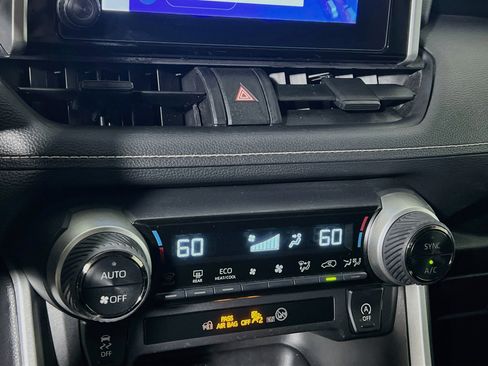 Used 2024 Toyota RAV4 XLE FWD image 26