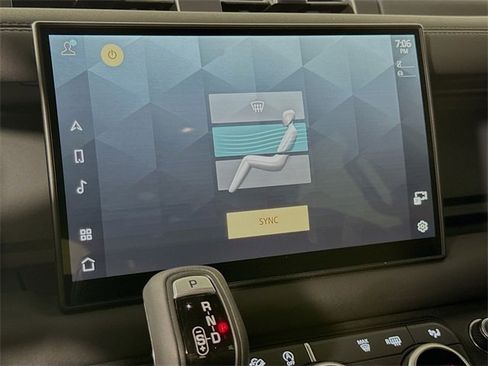 Used 2025 Land Rover Defender 110 S image 18