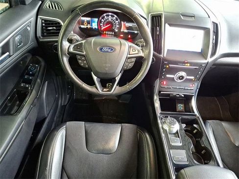 Used 2019 Ford Edge ST w/ Cold Weather Package image 11