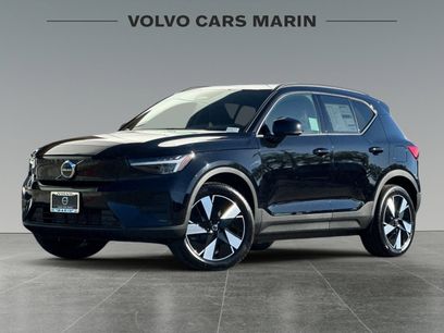 New 2025 Volvo EX40 Core w/ Climate Package