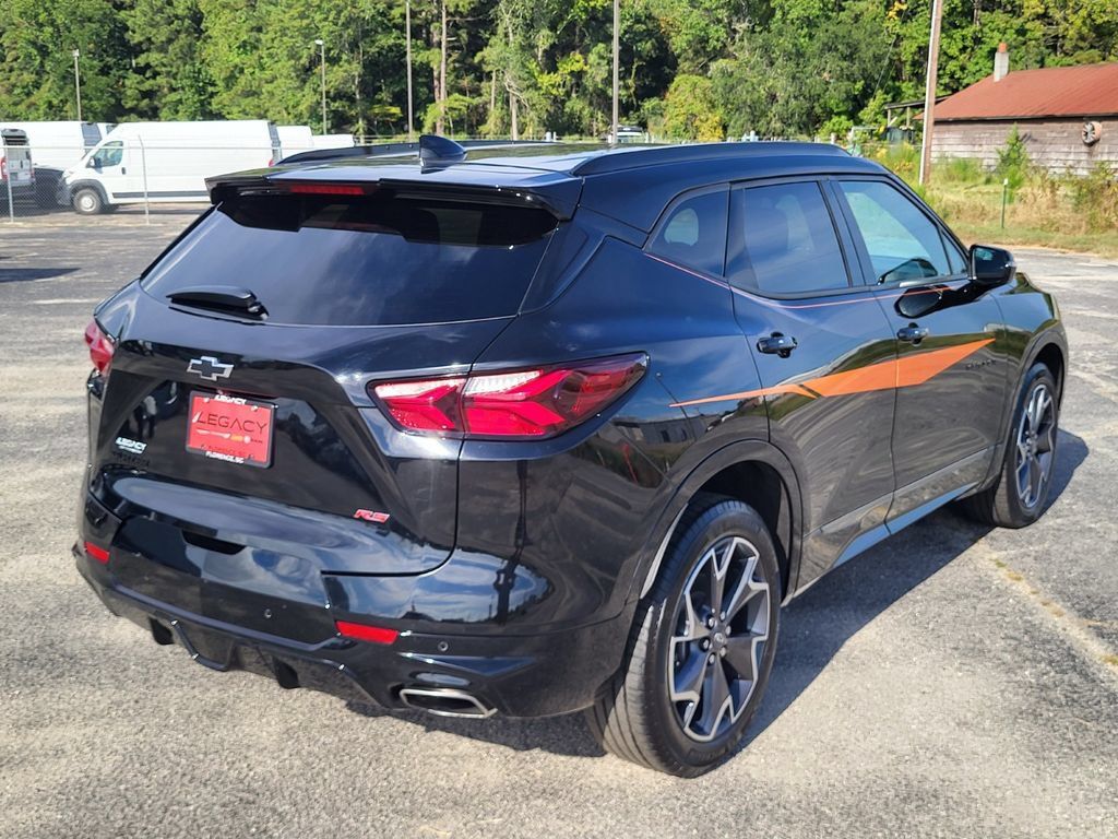 Used 2022 Chevrolet Blazer RS FWD image 2