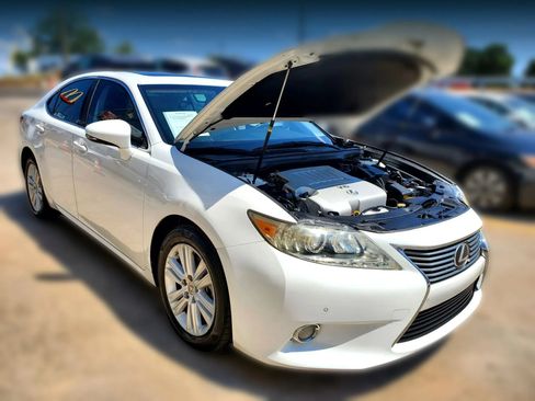 Used 2014 Lexus ES 350 w/ Premium Package FWD image 42