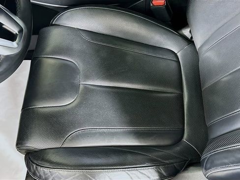 Used 2021 Hyundai Palisade Calligraphy image 20