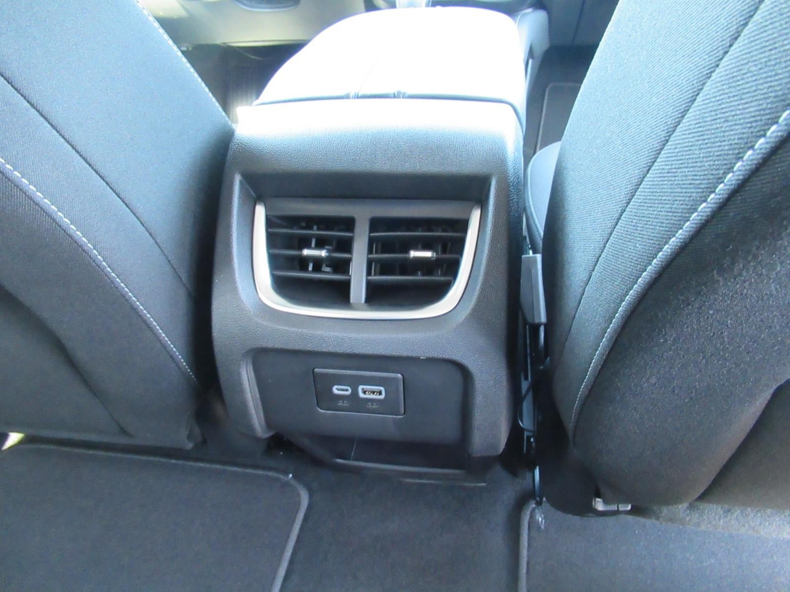 New 2026 Chevrolet Blazer LT w/ Convenience Package FWD image 30