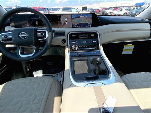 New 2025 Nissan Armada Platinum Reserve w/ Convenience Package image 5