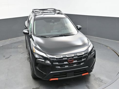 New 2026 Nissan Rogue SV image 32