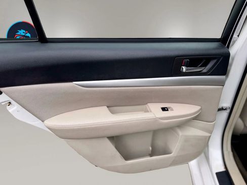 Used 2014 Subaru Legacy 2.5i image 19