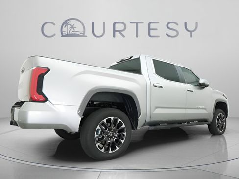 New 2025 Toyota Tundra Limited AWD/4WD image 13