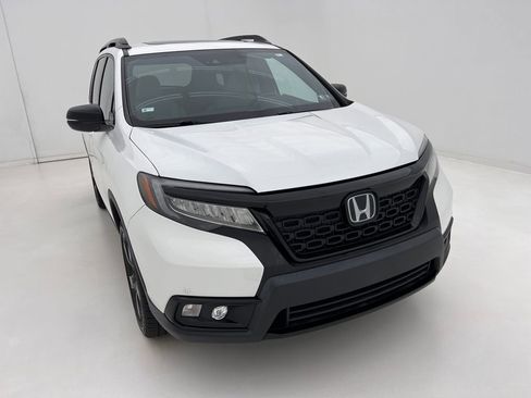 Used 2021 Honda Passport Elite image 3