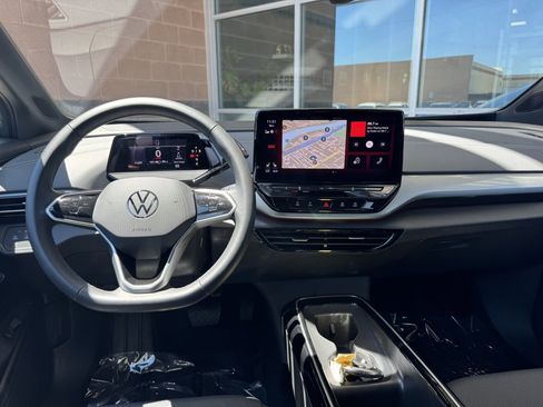 Used 2024 Volkswagen ID.4 S image 16