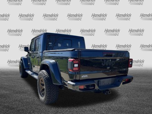 Used 2023 Jeep Gladiator Overland image 9