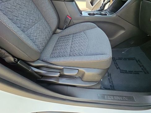 Used 2023 Chevrolet Equinox LT image 26