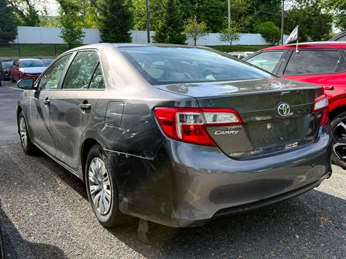 Used 2013 Toyota Camry LE w/ Preferred Accessory Pkg FWD image 10