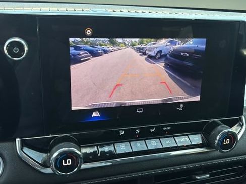 Used 2024 Chevrolet Colorado LT w/ LT Convenience Package RWD image 26