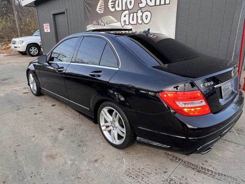 Used 2012 Mercedes-Benz C 300 4MATIC Sedan image 5