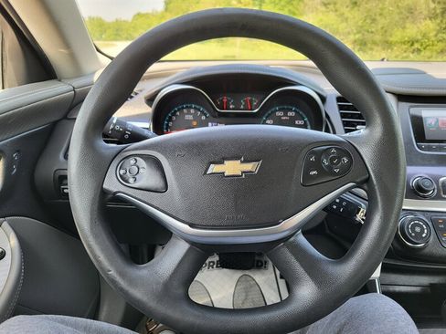 Used 2017 Chevrolet Impala LS FWD image 16