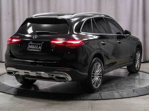 Certified 2023 Mercedes-Benz GLC 300 4MATIC image 4