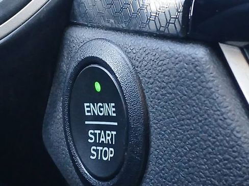 Used 2022 Ford Escape SEL w/ SEL Stealth AWD Package image 16