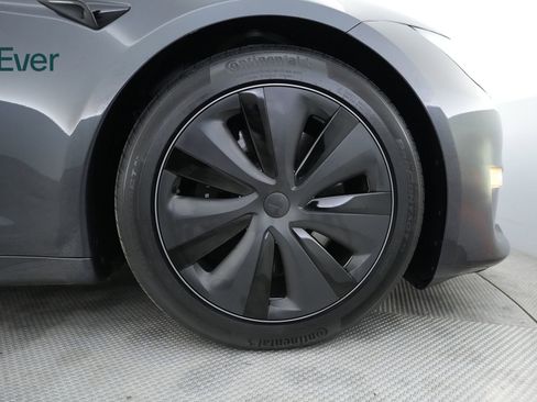 Used 2024 Tesla Model S image 20