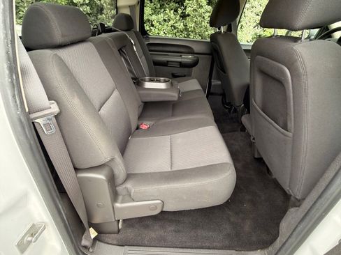 Used 2010 GMC Sierra 1500 SL RWD image 16