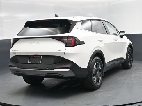 New 2026 Kia Sportage LX FWD image 10