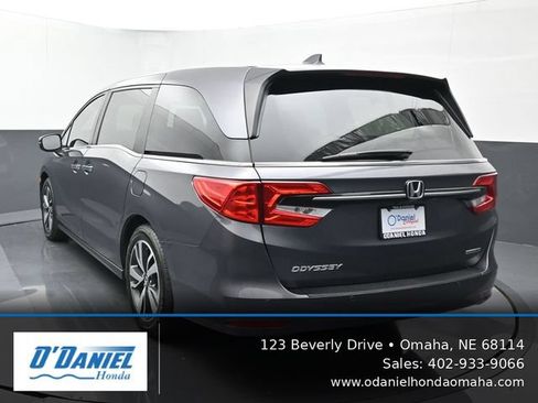 Used 2024 Honda Odyssey Touring image 4