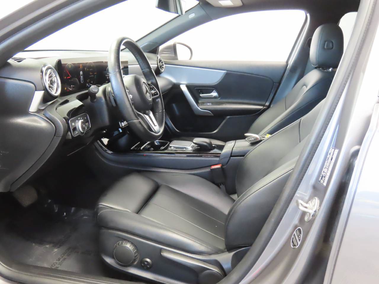 Used 2022 Mercedes-Benz A 220 image 14