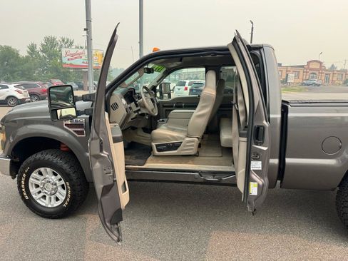 Used 2008 Ford F250 XLT AWD/4WD image 9