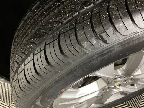 Used 2019 Chevrolet Traverse Premier w/ Driver Confidence II Package image 44