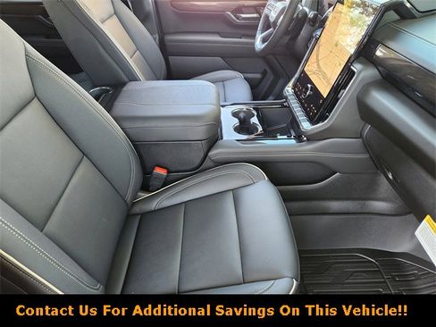 New 2026 GMC Yukon XL Elevation w/ LPO, Floor Liner Package image 10