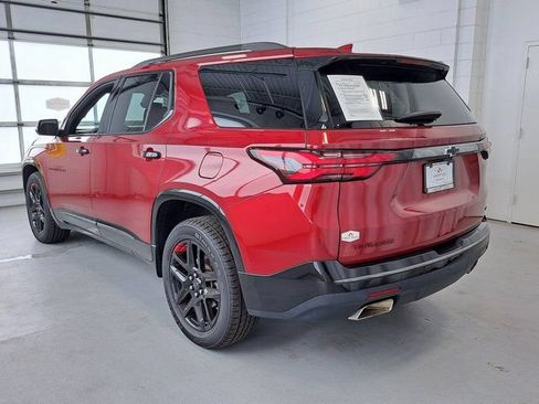 Used 2022 Chevrolet Traverse Premier w/ Redline Edition AWD/4WD image 7