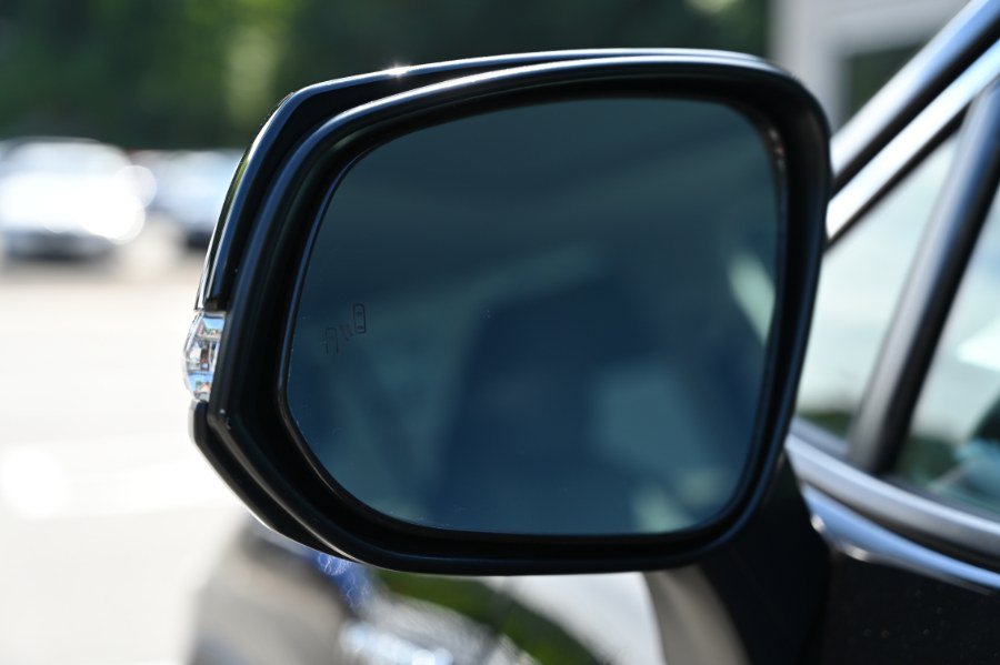 Used 2019 Toyota RAV4 XLE AWD/4WD image 10