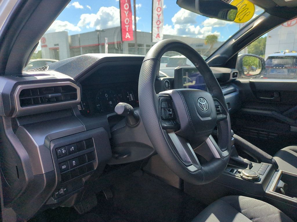 Certified 2024 Toyota Tacoma SR5 AWD/4WD image 15