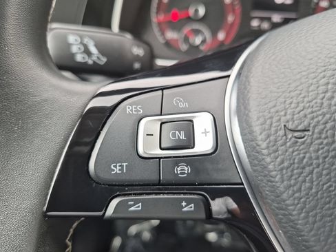 Used 2021 Volkswagen Jetta SE FWD image 14