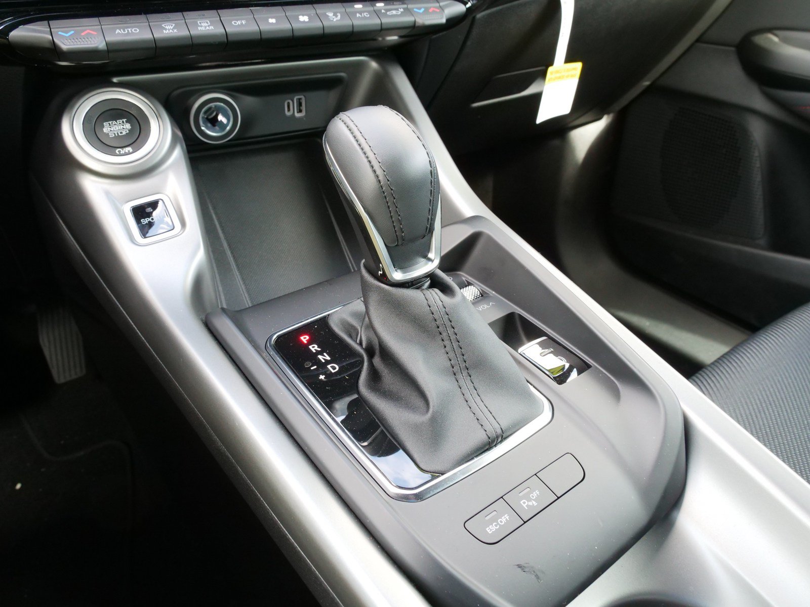 Used 2024 Dodge Hornet R/T w/ R/T Blacktop Package AWD/4WD image 24