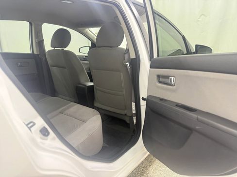 Used 2012 Nissan Sentra 2.0 S w/ Convenience Pkg image 28
