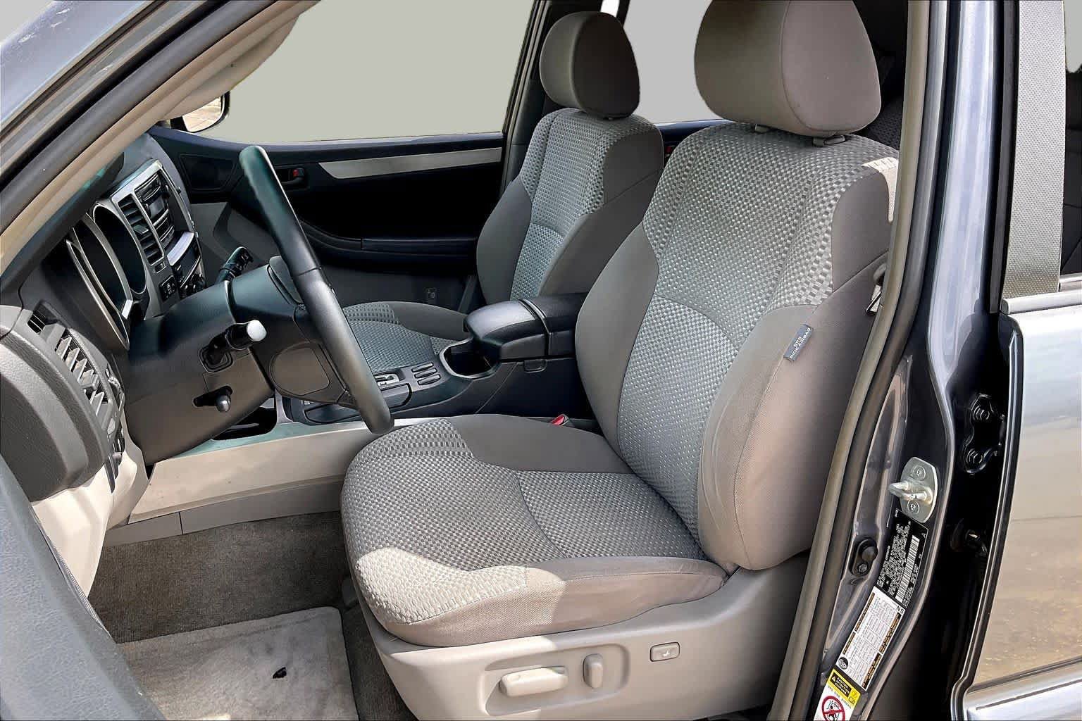 Used 2008 Toyota 4Runner SR5 RWD image 7