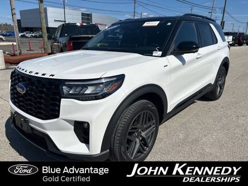 Certified 2025 Ford Explorer ST-Line w/ Premium Package image 1